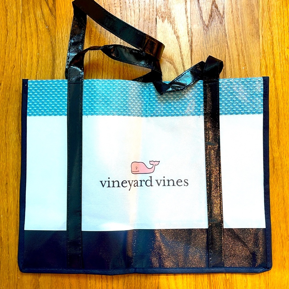 Vineyard Vines shopping bag